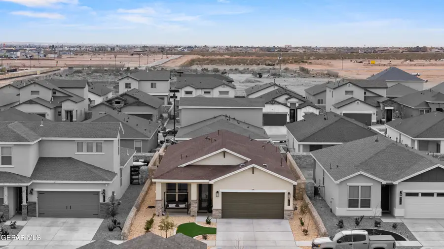51050 Sand Verbena Avenue, El Paso, TX 79934 - Image #3