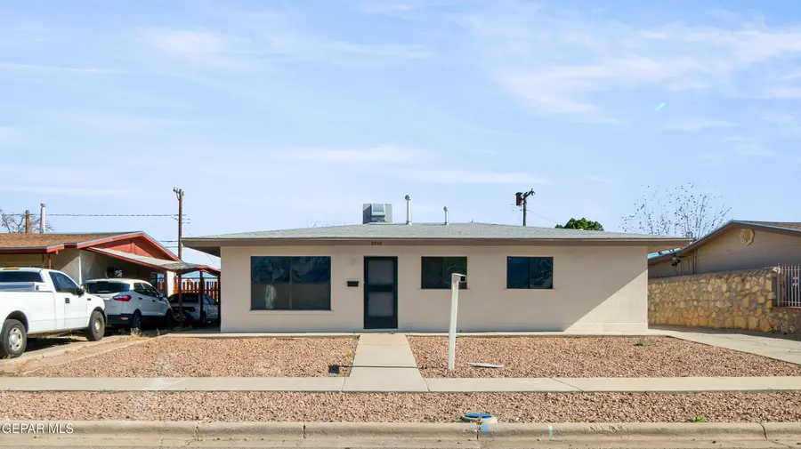 8948 Matterhorn Drive, El Paso, TX 79904 - Image #2