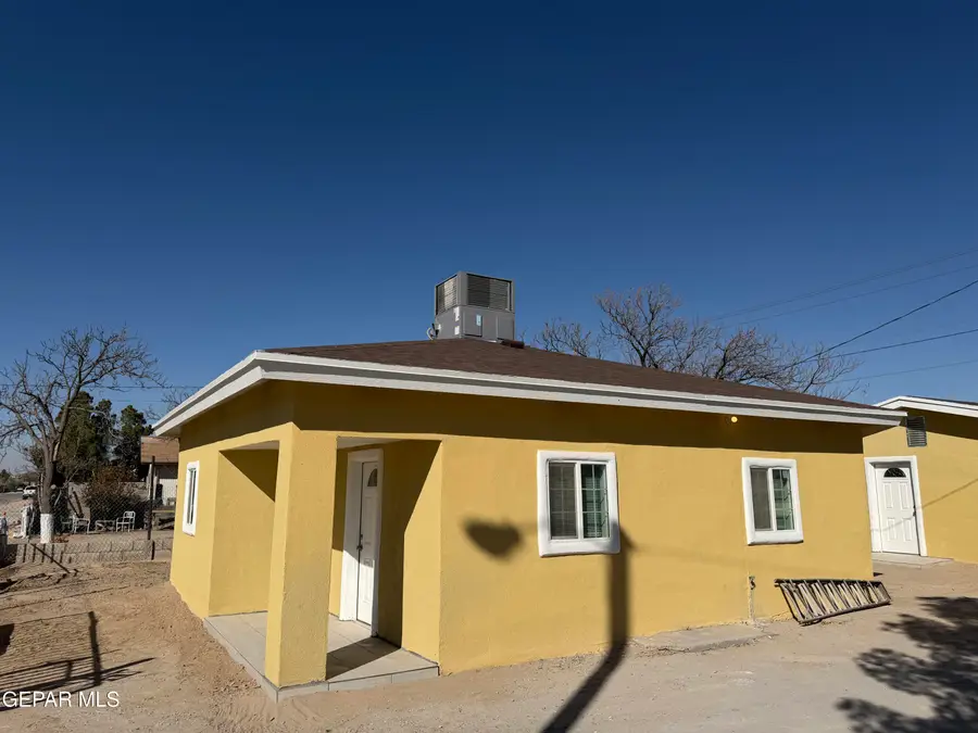 1267 Aspen, Fabens, TX 79838 - Image #2