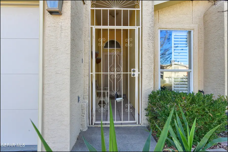 6142 Los Robles Drive, El Paso, TX 79912 - Image #2