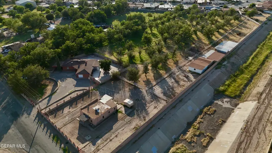 875 Le Barron Road, El Paso, TX 79907 - #2