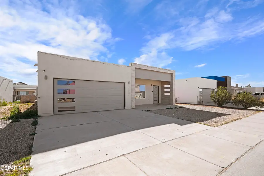 14724 Mountain Breeze Avenue, Horizon City, TX 79928 - Image #2