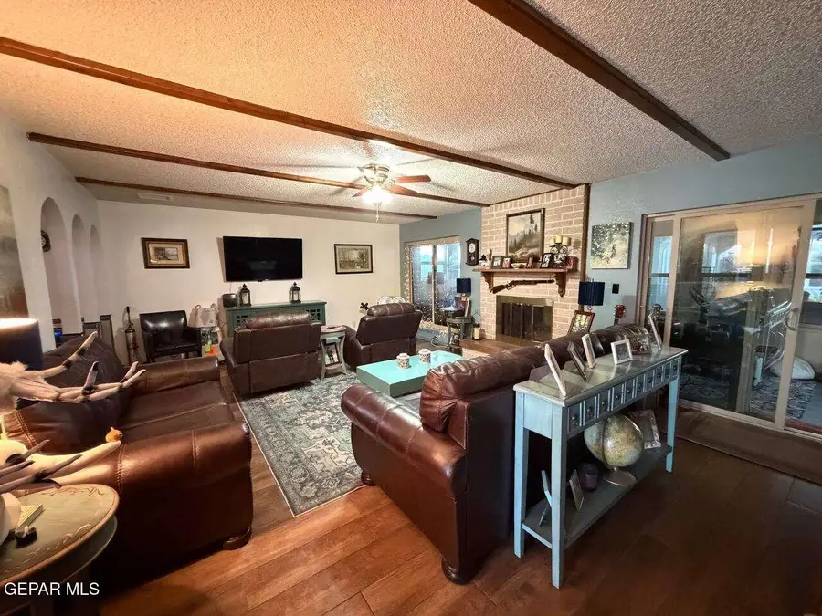 7043 Glendora Lane, El Paso, TX 79912 - Image #3