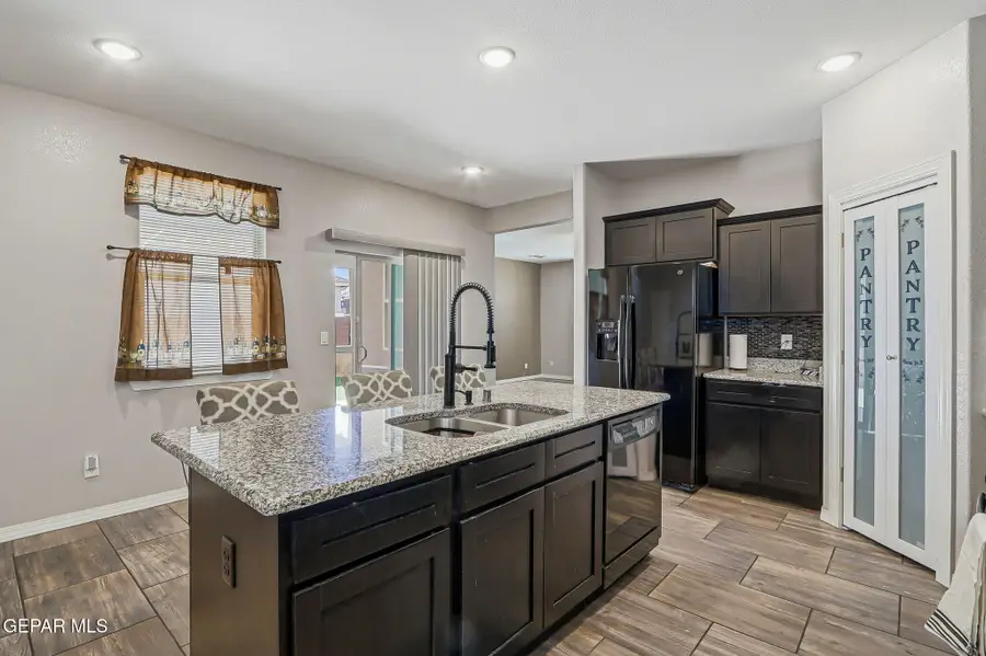 2156 Thomas Lackland Street, El Paso, TX 79938 - Image #3