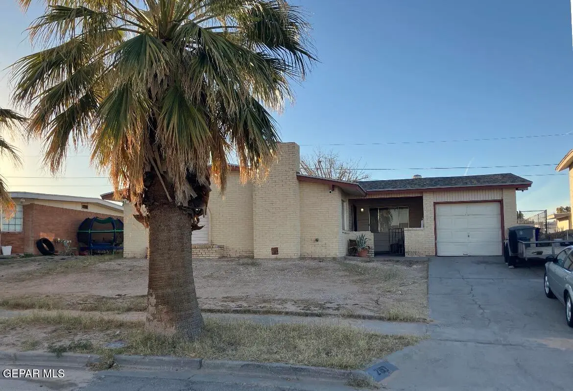 2153 Septiembre Drive, El Paso, TX 79935 - Image #1