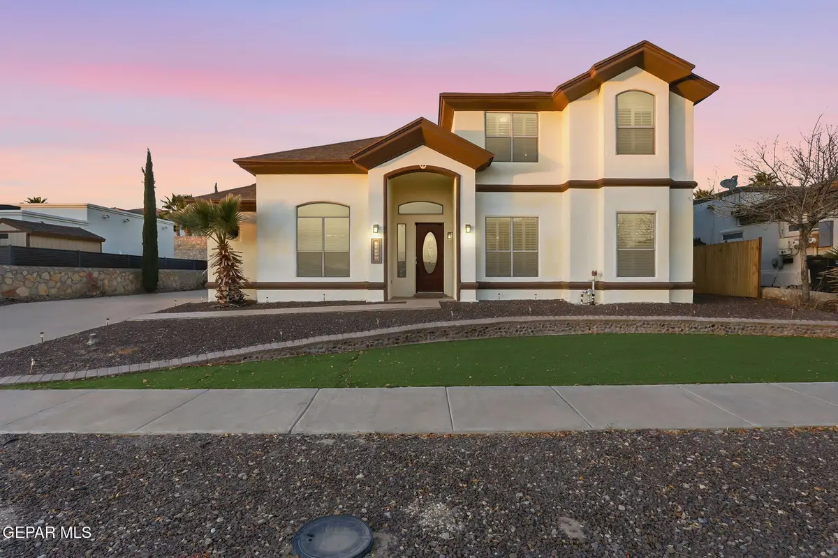 13579 Emerald Falls Drive, Horizon City, TX 79928 - Image #1