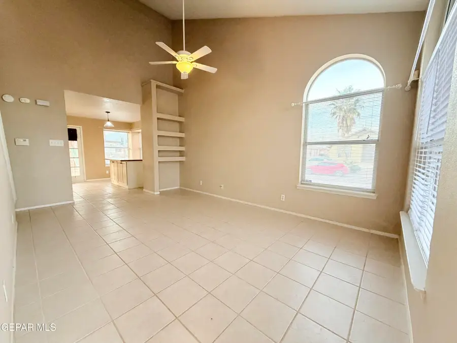 11045 Thatcher Pond Lane, El Paso, TX 79934 - Image #3