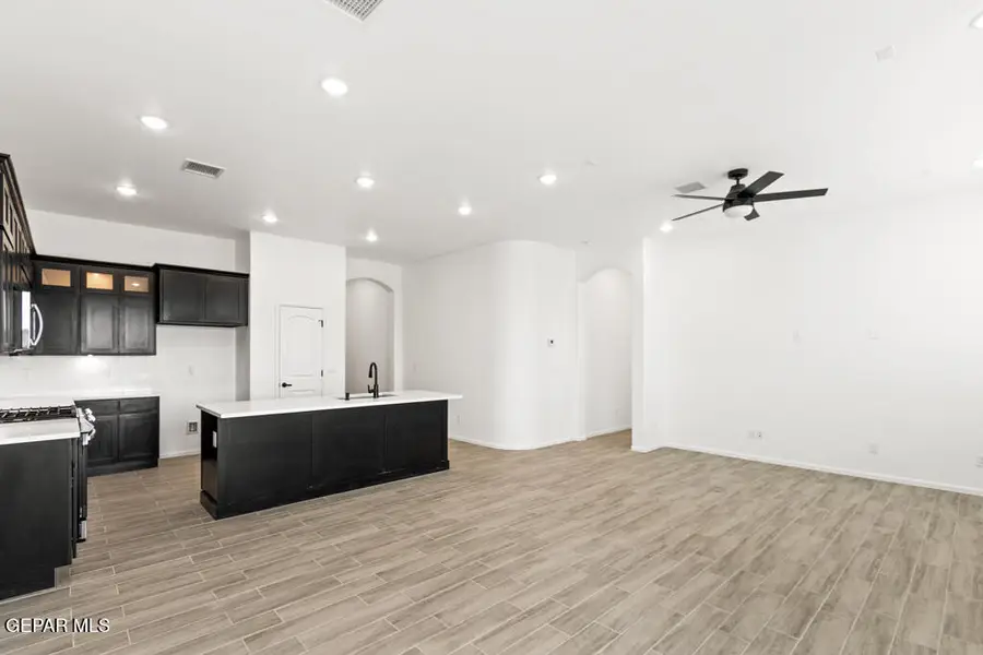 1819 Schyler Love Lane, El Paso, TX 79928 - Image #2