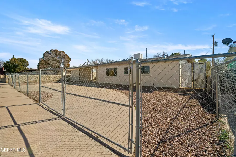 8244 Strickland Drive, El Paso, TX 79907 - Image #2