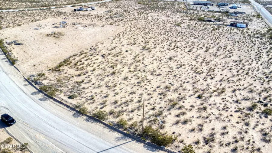 17540 Camino Monte Vista, El Paso, TX 79938 - Image #3