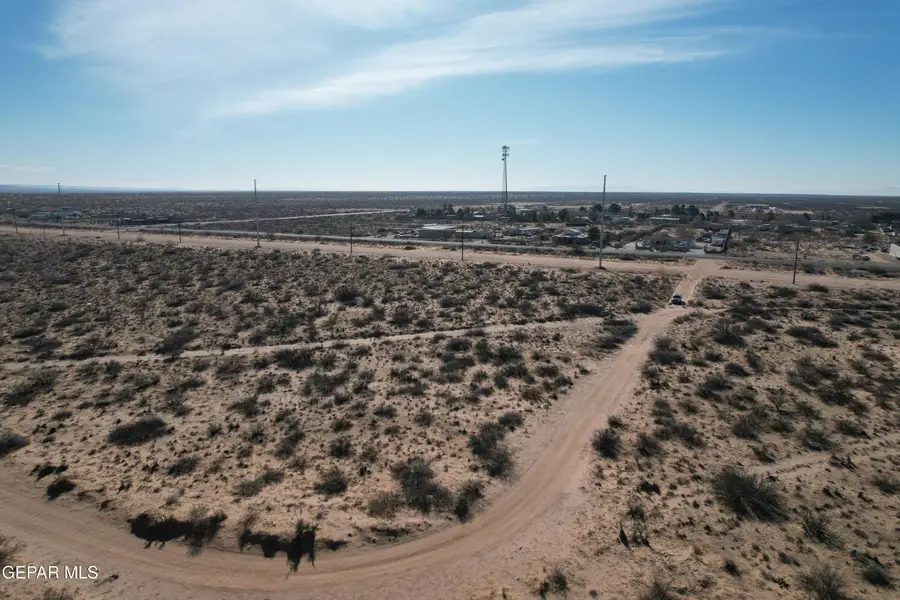 16230 Horizon Boulevard, Horizon City, TX 79928 - #2