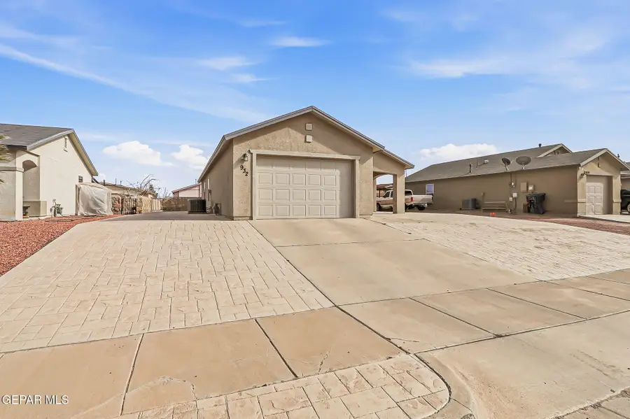 932 Soloma Place, El Paso, TX 79928 - Image #3