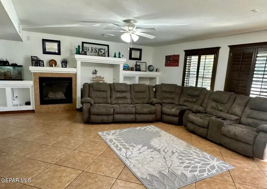 12716 Tierra Aurora Drive, El Paso, TX 79938 - Image #2