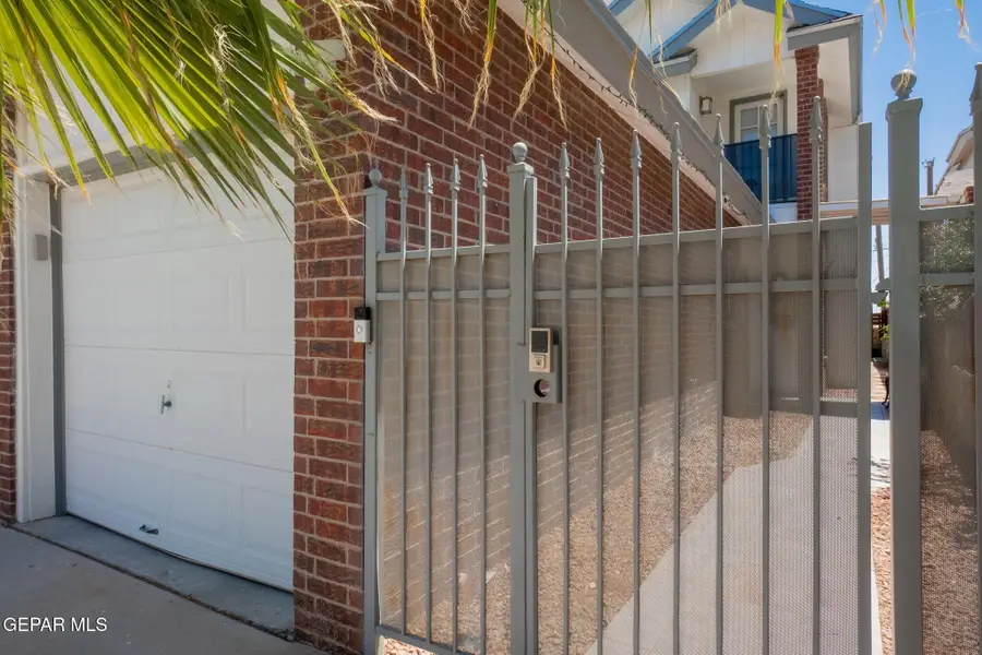 2012 Rogelio Avenue, El Paso, TX 79902 - Image #2