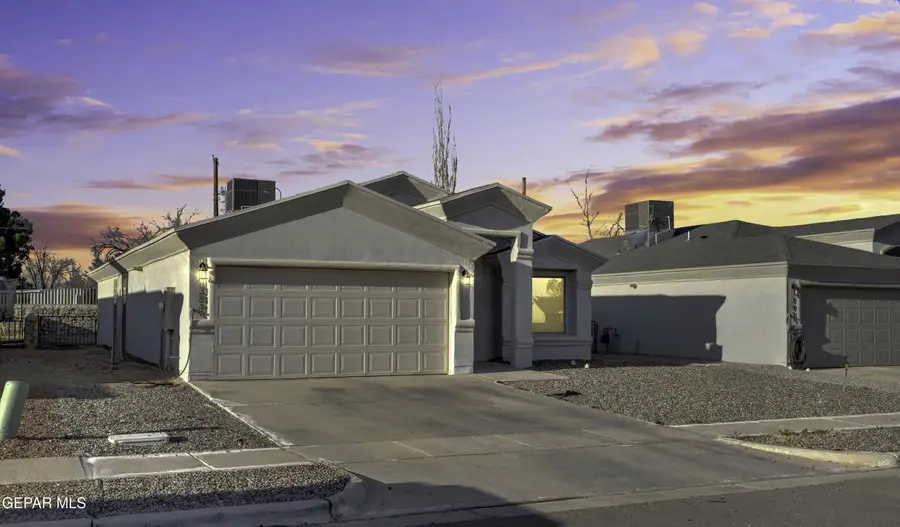 389 Plateau Drive, Socorro, TX 79927 - Image #2