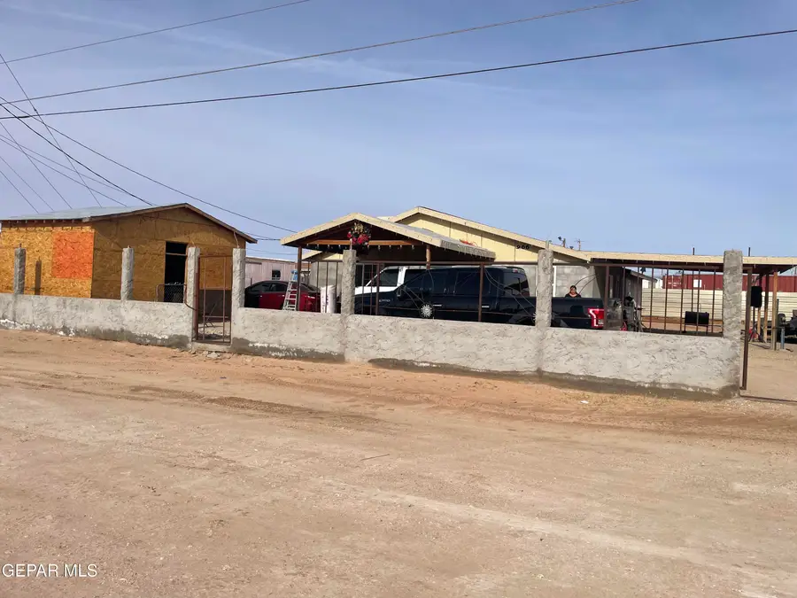966 Traymore Road, El Paso, TX 79928 - #2