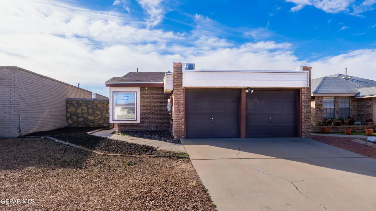 11116 Northfield Avenue, El Paso, TX 79936 - Image #1