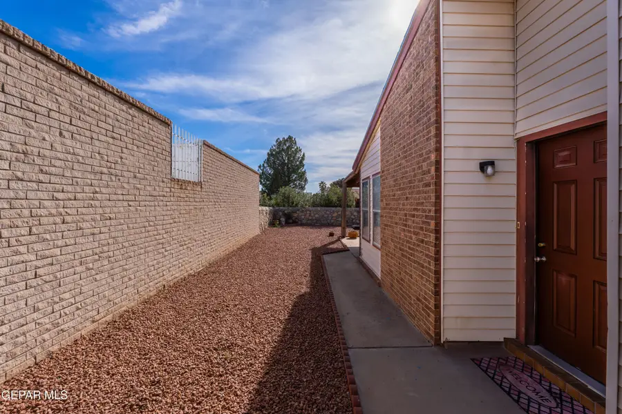 11116 Northfield Avenue, El Paso, TX 79936 - Image #3