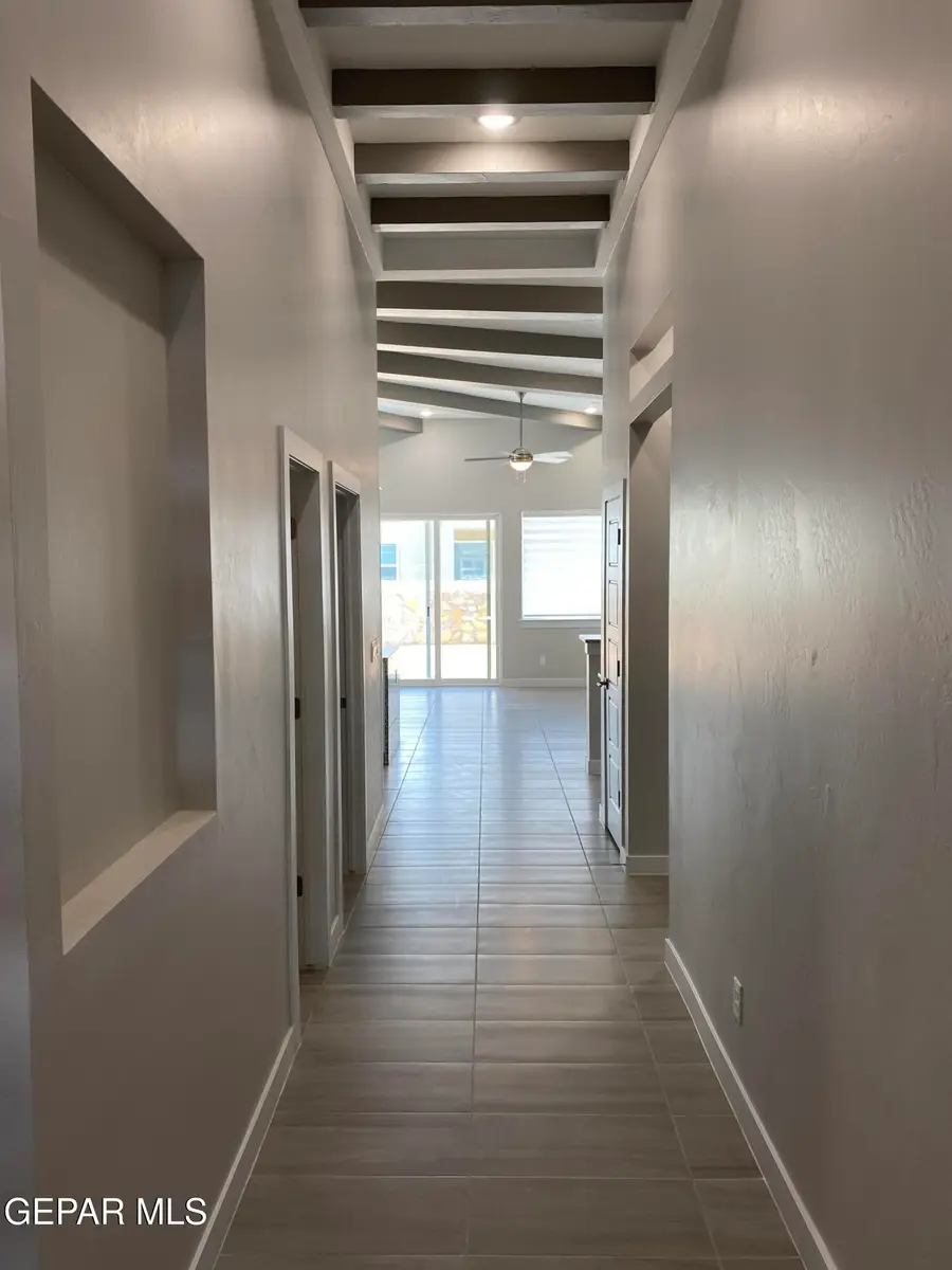 12360 Desert Wolf Avenue, El Paso, TX 79938 - Image #3