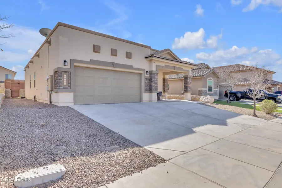 12334 Westbury Avenue, El Paso, TX 79928 - Image #2