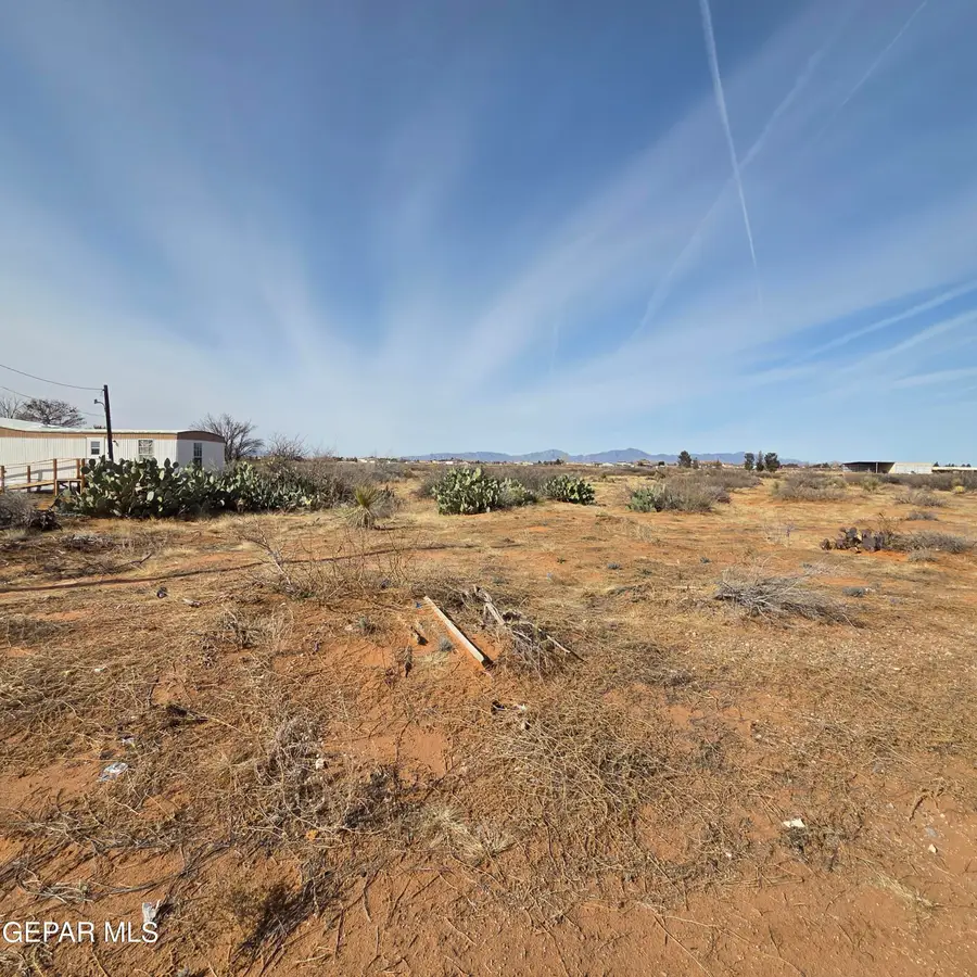 14460 Eichelberger Avenue, El Paso, TX 79938 - Image #3