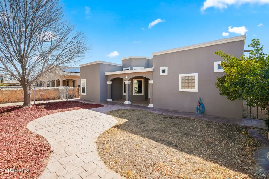 14737 Cactus Ridge Lane, Horizon City, TX 79928 - Image #2