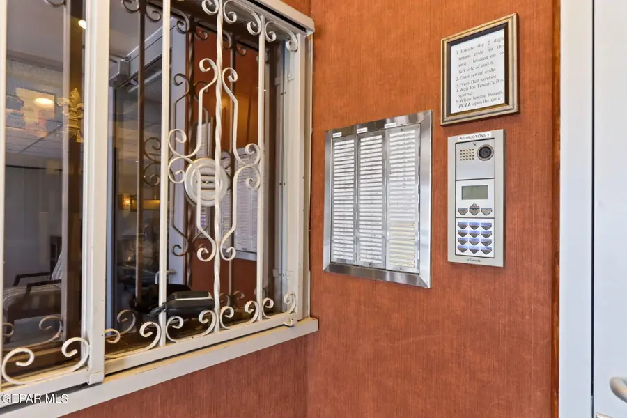 1800 N Stanton Street #305, El Paso, TX 79902 - Image #2