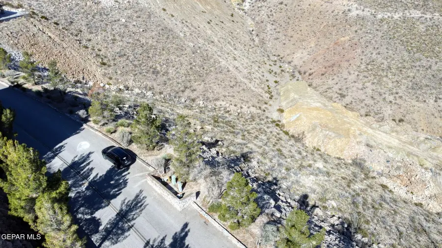 36 Sierra Crest Drive, El Paso, TX 79902 - Image #2