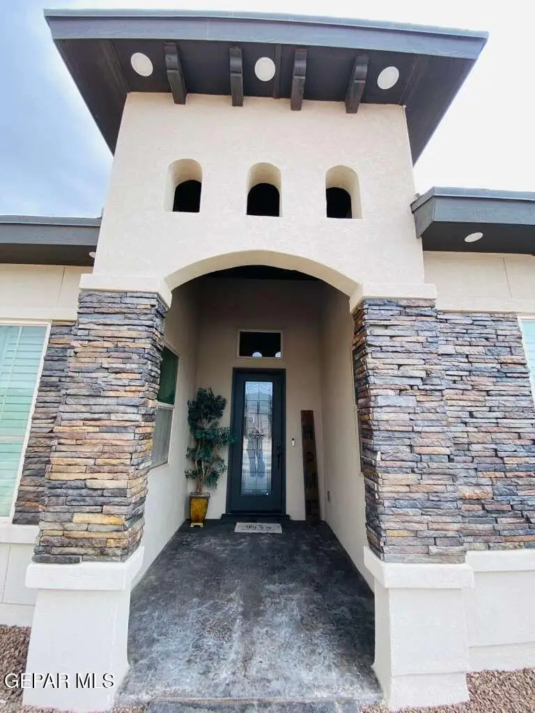 2320 Tierra Fabian Place, El Paso, TX 79938 - Image #2
