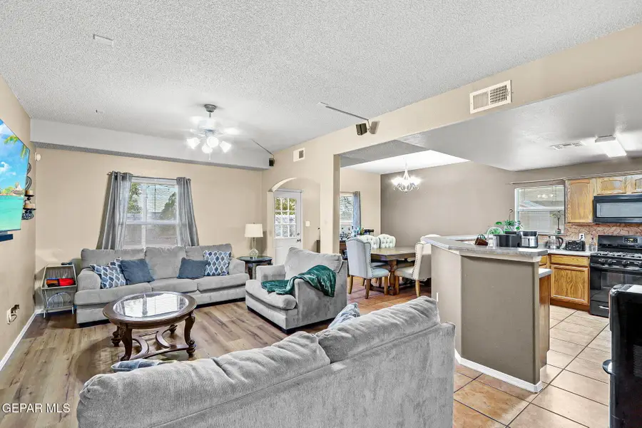 14048 Robert Ituarte Drive, El Paso, TX 79938 - Image #3