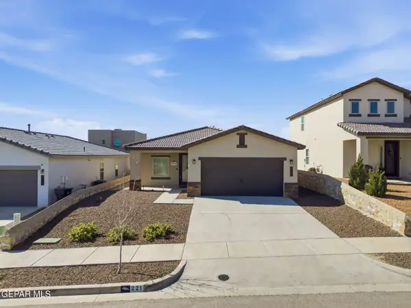 221 Reigate Drive, El Paso, TX 79928