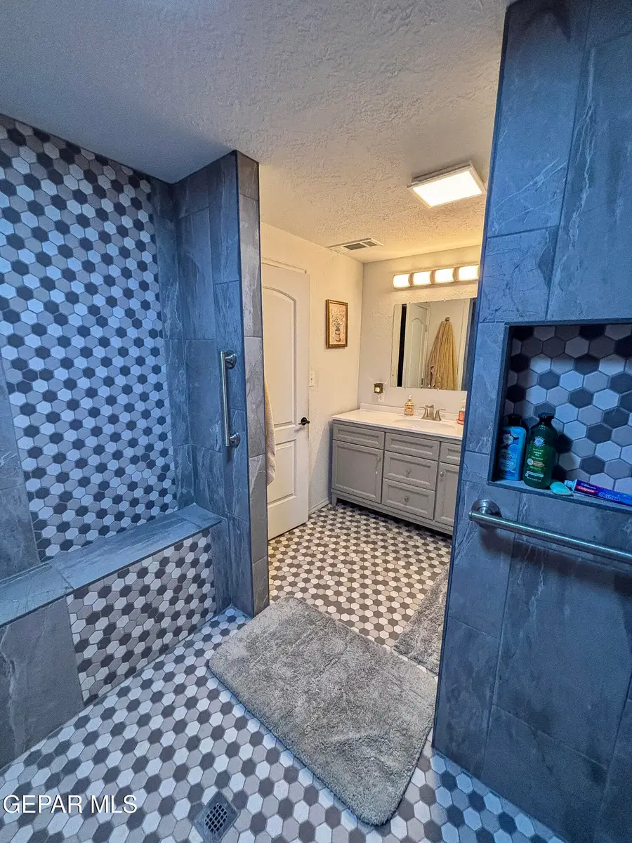 180 Lecompte Street, El Paso, TX 79928 - Image #2