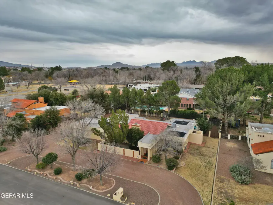 308 Stotts Avenue, El Paso, TX 79932 - Image #3
