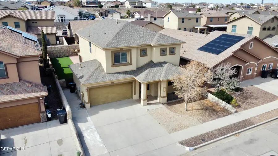 335 Emerald Woods Street, Horizon City, TX 79928 - #2