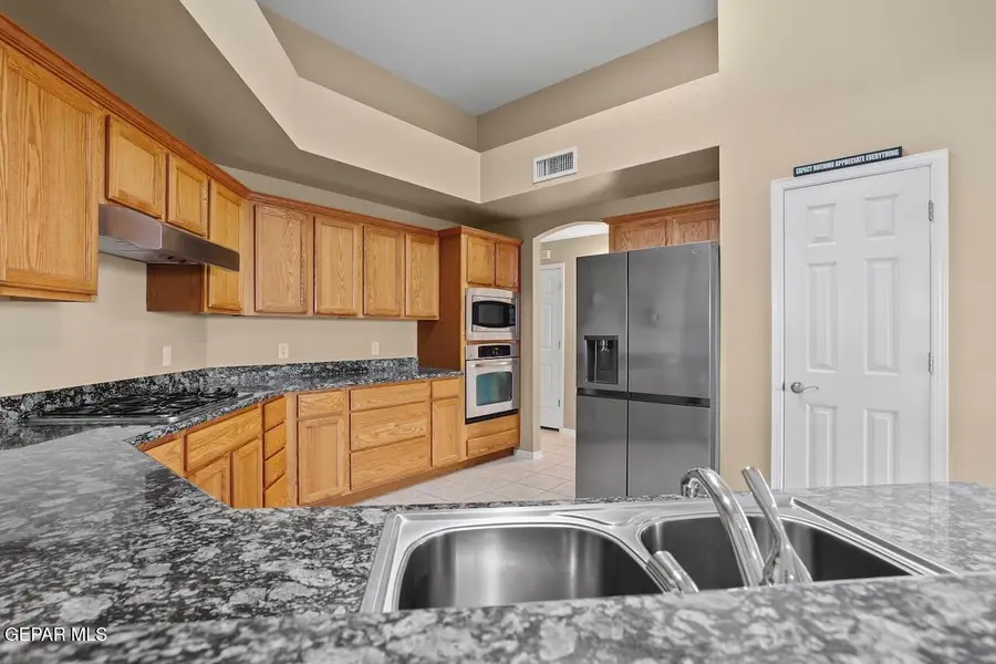 6673 Cabana Del Sol Drive, El Paso, TX 79911 - #2