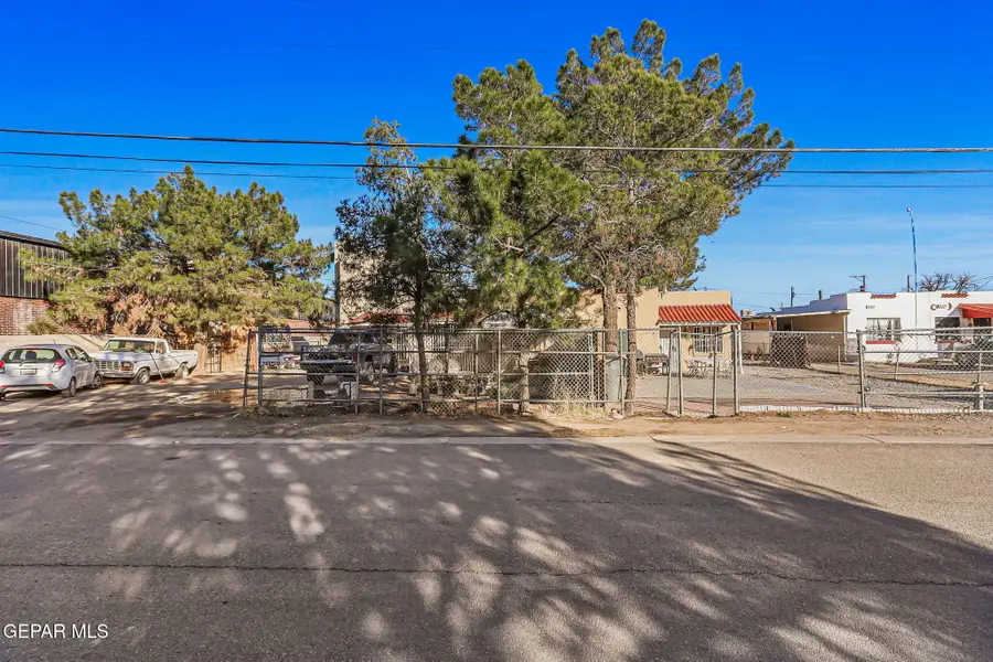 7859 Rosemary St, El Paso, TX 79915 - #3