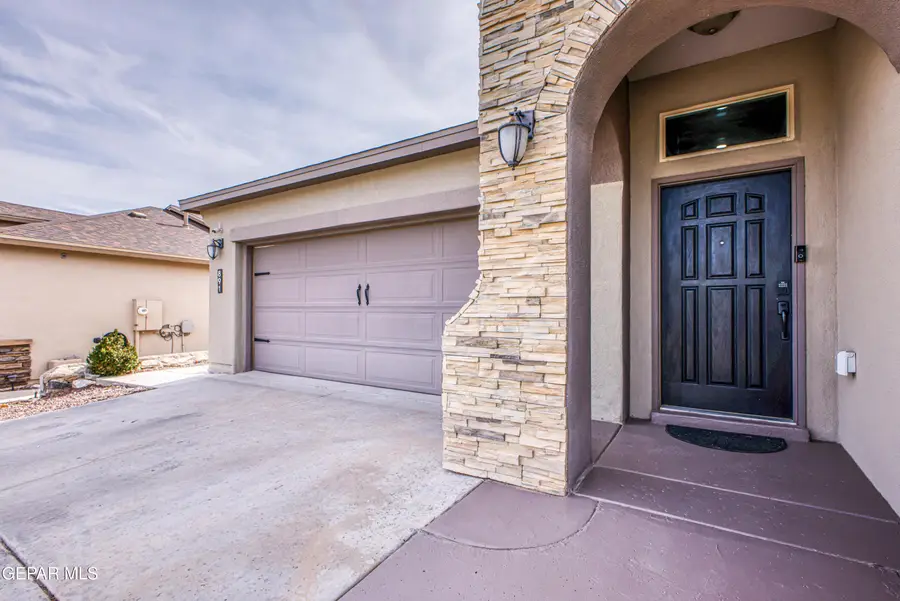 891 Cedar Park Avenue, Santa Teresa, NM 88008 - #2