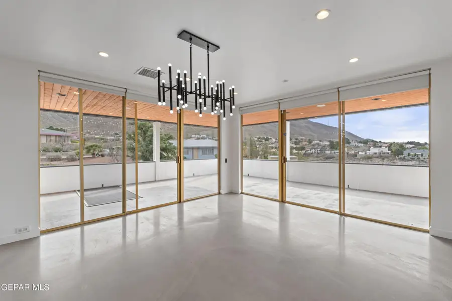 808 Wingfoote Road, El Paso, TX 79912 - #3