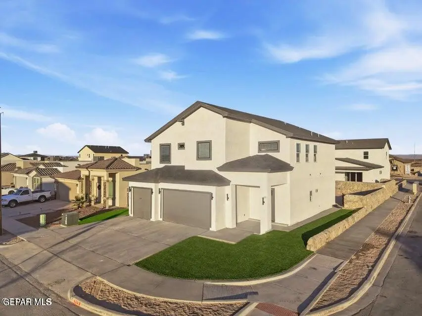 9724 Calle Cancun Street, El Paso, TX 79927 - #2