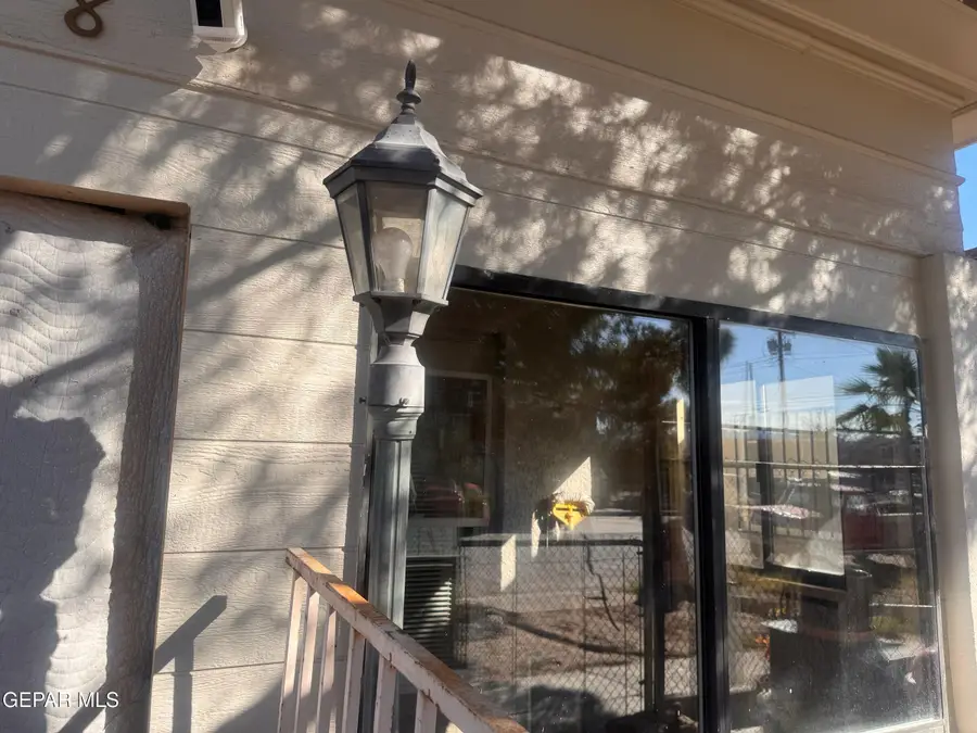 168 N Cebada Street, El Paso, TX 79905 - #2