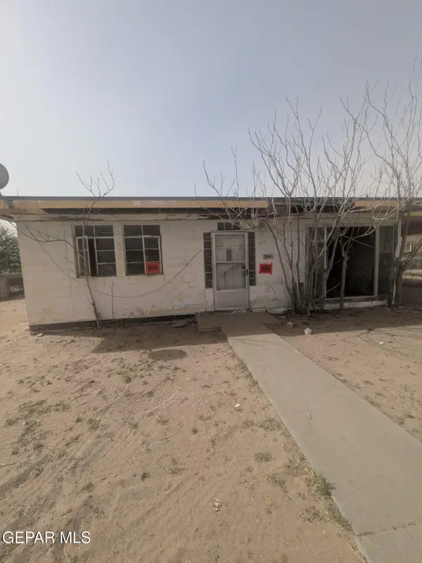 515 Mission Road, El Paso, TX 79903