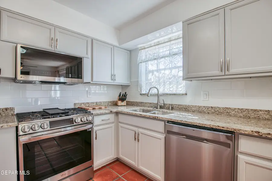 500 Thunderbird Drive #86, El Paso, TX 79912 - #2