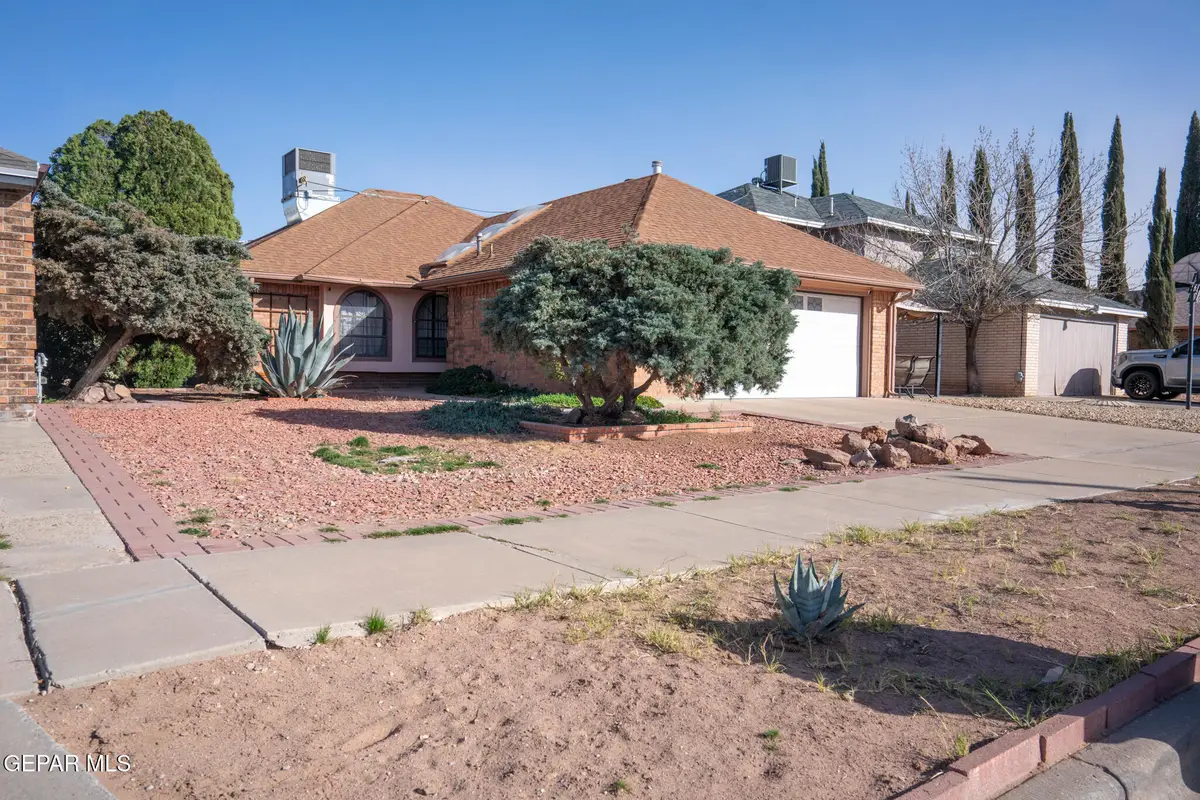1990 Dana Bree Drive, El Paso, TX 79936 - #1