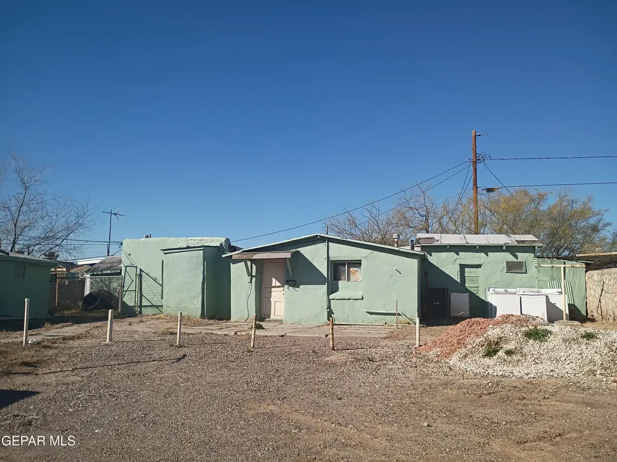 331 Dolan Street, El Paso, TX 79905 - #1