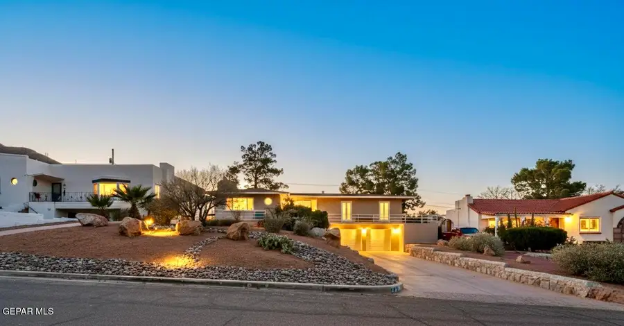 2511 Savannah Avenue, El Paso, TX 79930 - #2