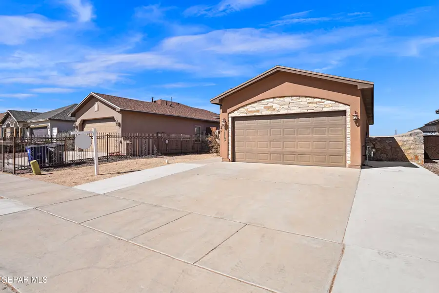 7113 N Skies, El Paso, TX 79934 - #2