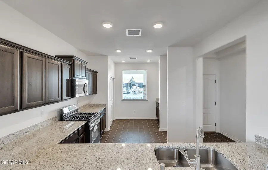 3852 Bubble Place, El Paso, TX 79938 - #3