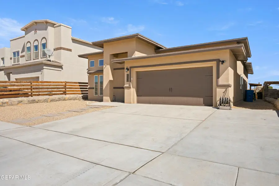 337 Fray Olguin Court, Socorro, TX 79927 - #3