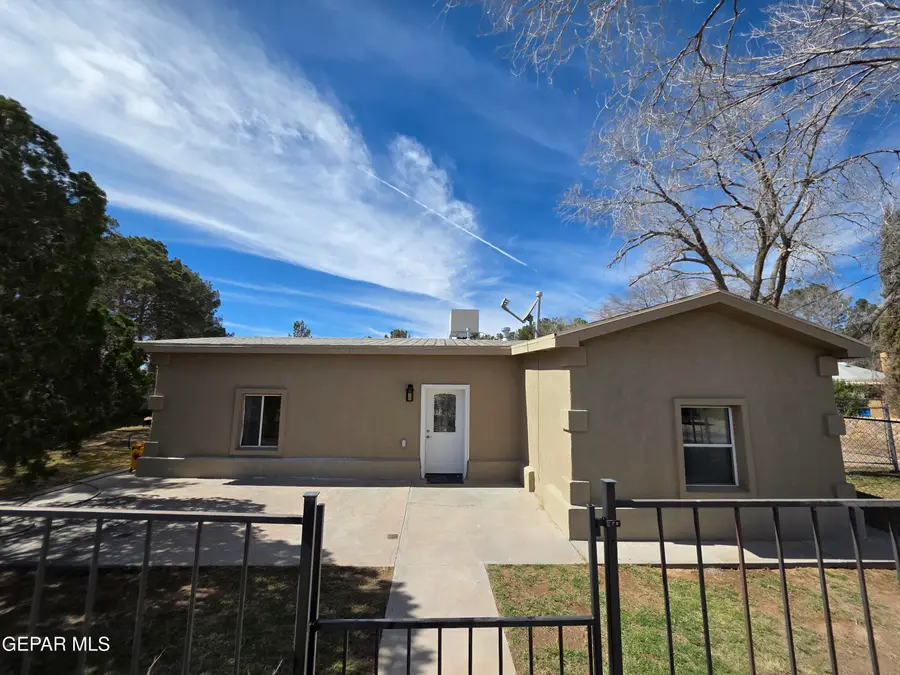 155 S Moon Road, Socorro, TX 79927 - #2