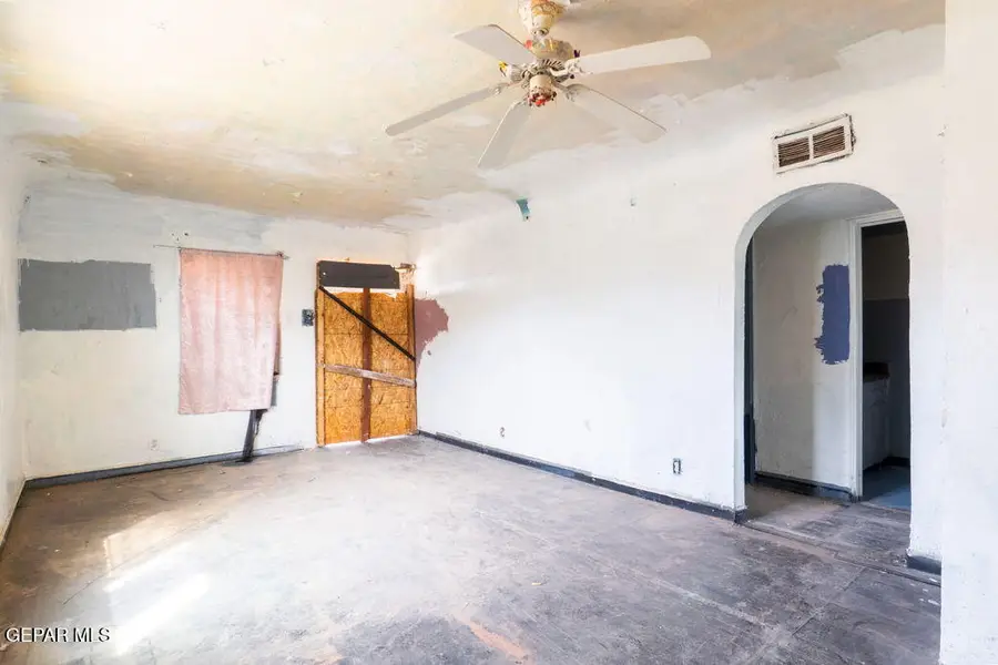 4024 Church Avenue, El Paso, TX 79930 - #3